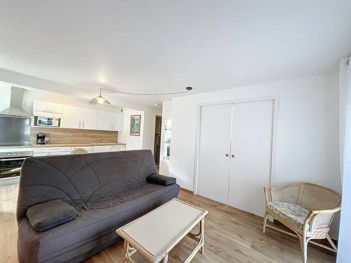 Apartamento entero, Apartamento con Terraza, Cerca del Centro y Termas en Lamalou-les-Bains in Lamalou-les-Bains, Region de Béziers