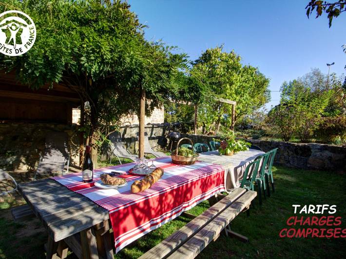 Gîte pour 12 personnes, avec jardin