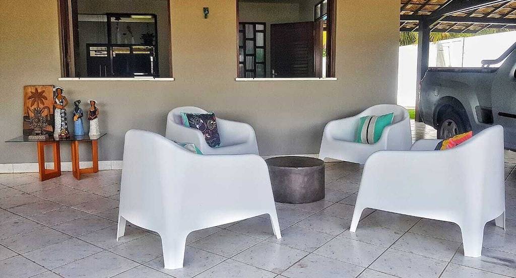 Haus mit Pool 50 m vom Strand entfernt in Camaçari, Linha Verde