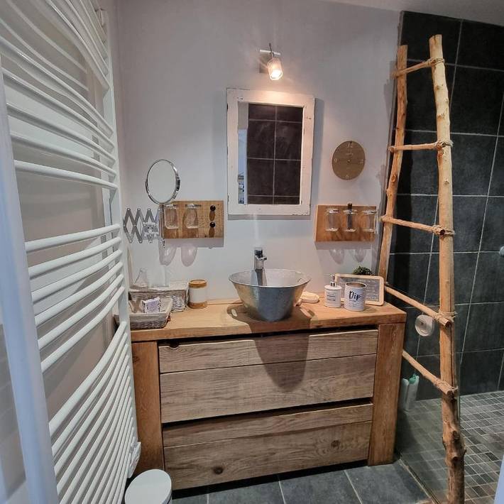 Appartement de vacances pour 2 personnes, avec Terrasse et Jardin ainsi que Piscine et Vue dans l' Eure - 2