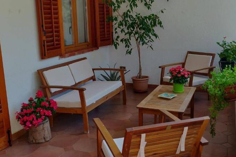 Villetta a due Passi dal Mare in Playa Mondello, Palermo