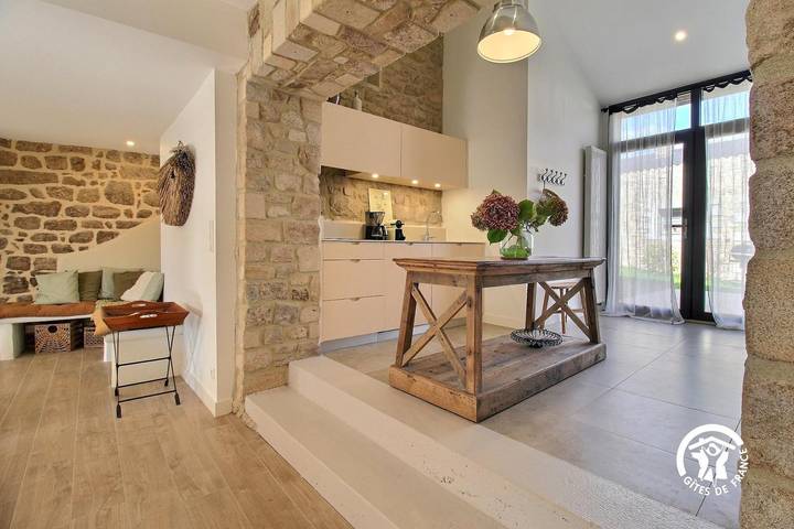 Gîte pour 4 personnes, avec jardin dans Plage du Men Du - 4