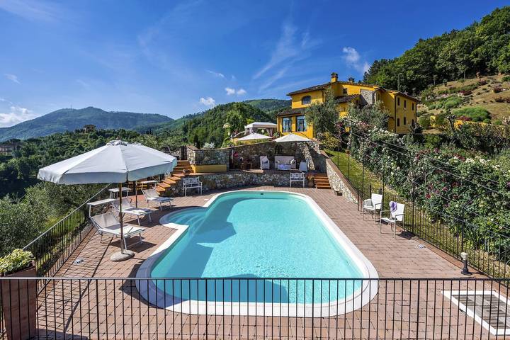 Villa für 14 Personen, mit Garten und Balkon - 1
