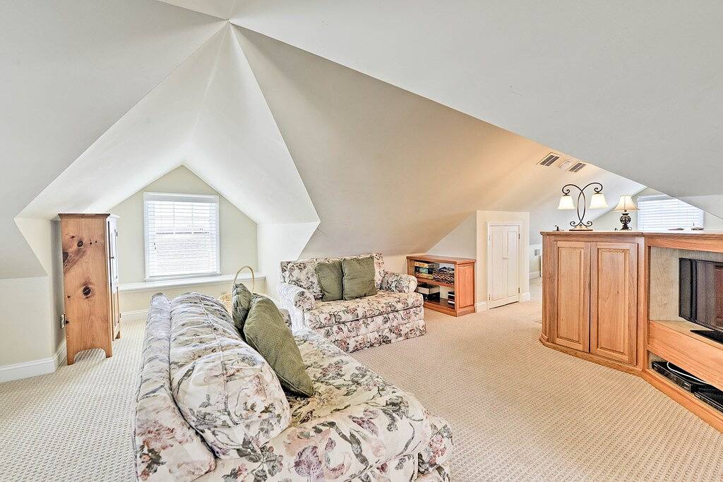 Neu! Lavallette House mit eingezäuntem Hof und Gasgrill! in Toms River, Ocean County