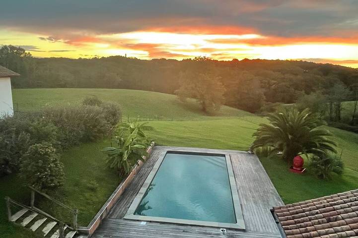 Location de vacances pour 10 personnes à Briscous