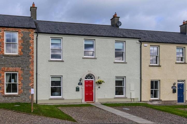 Holiday rental for 8 people, with Terrace and Garden in Monaghan