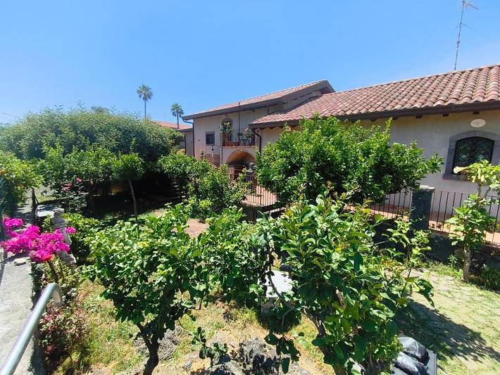 Chambre d’hôte pour 2 personnes, avec Terrasse ainsi que Jardin et Vue à Acireale - 2
