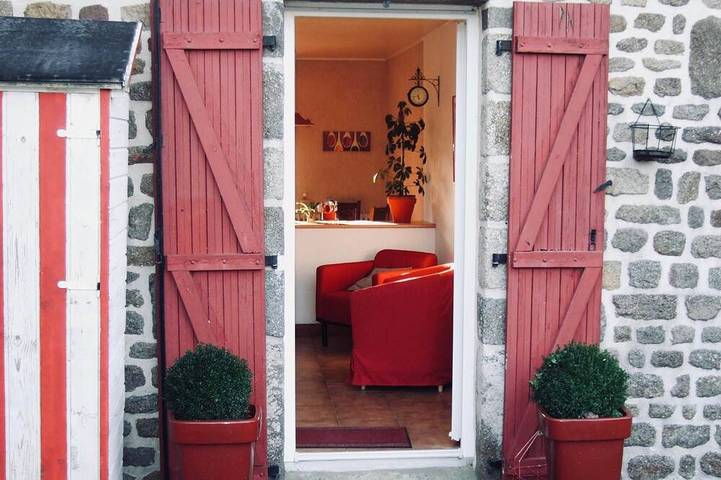 Gîte pour 4 personnes à Saint-Laurent-de-Terregatte