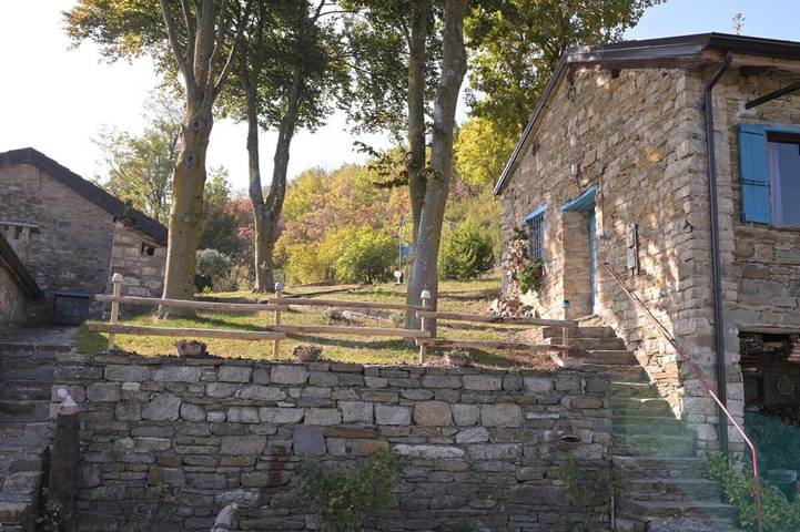 Location de vacances pour 4 personnes, avec vue et jardin à Bettola - 3