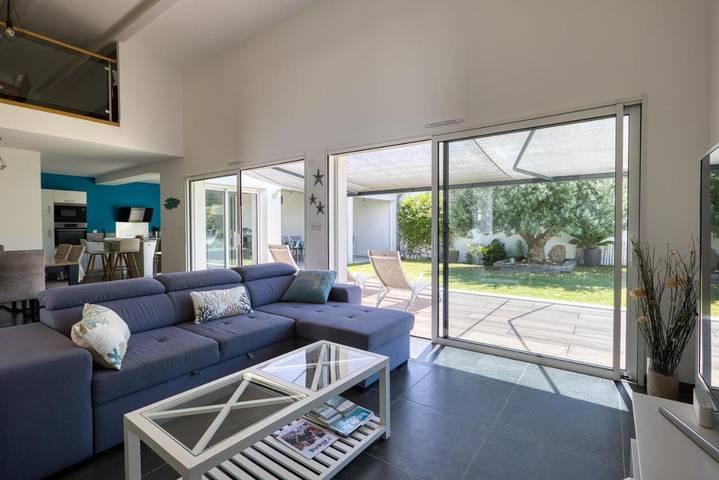 Location de vacances pour 10 personnes, avec Jardin dans Plage de la Cible - 4