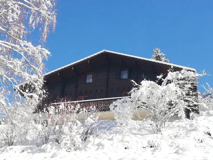 Gîte pour 8 personnes, avec jardin et vue dans Glières-Val-de-Borne - 2