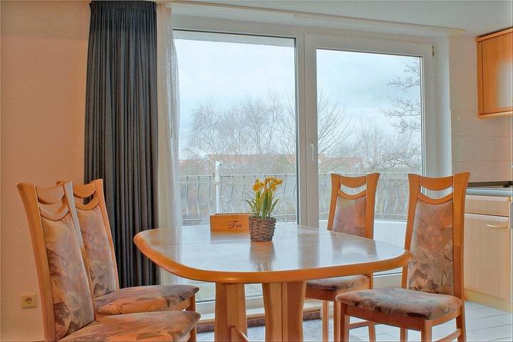Ferienwohnung für 3 Personen, mit Sauna und Balkon in Dorum - 2