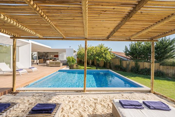 Location de vacances pour 9 personnes, avec jardin et balcon à Comporta - 4