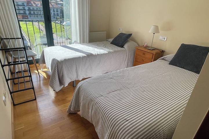 Appartement entier, Lúa de Baiona Apartment, 5 minutes from the beach and Baiona’s Old Town. in Praia da Cuncheira (Baiona), Baiona