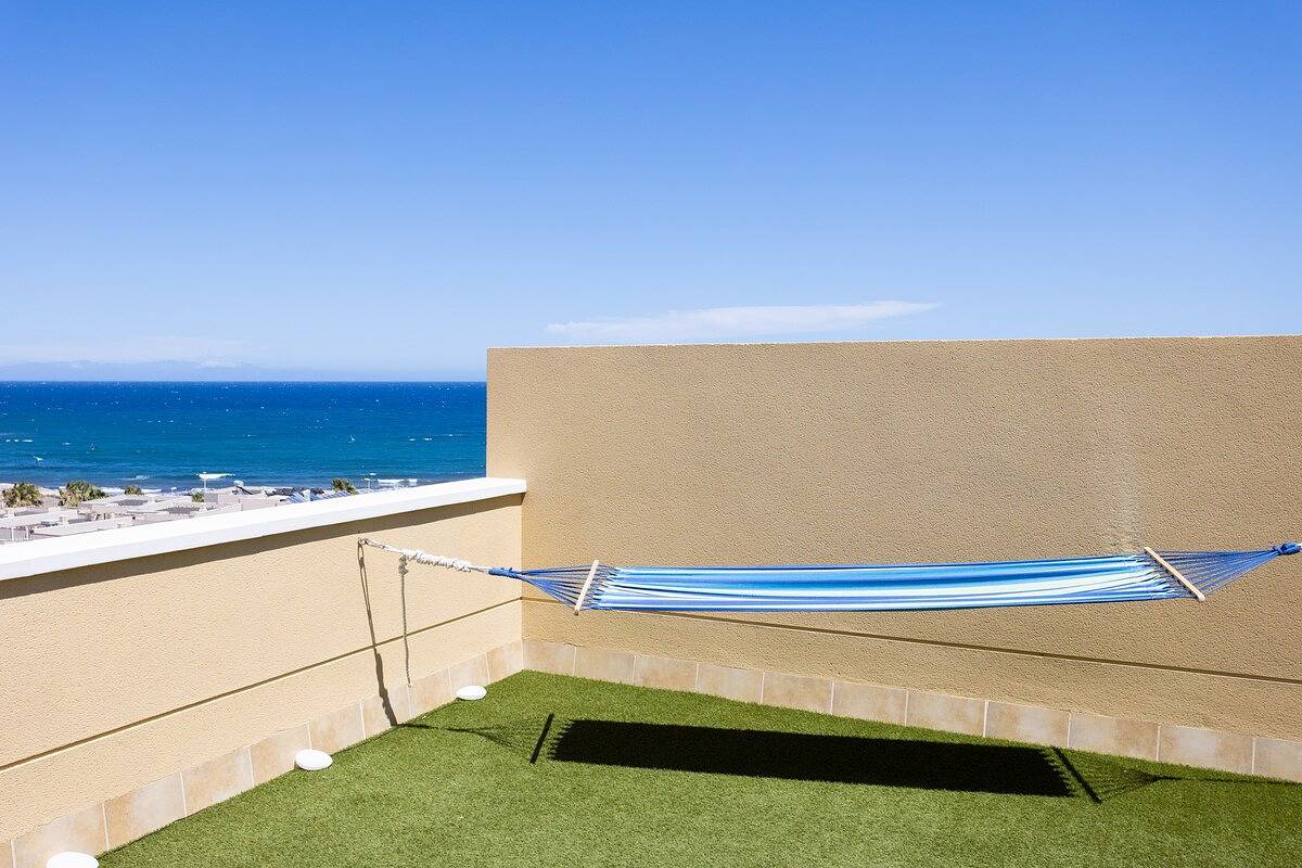 Apartamento entero, Home2Book Bright Penthouse Médano, Terrace & Pool in Playa El Salado (Granadilla de Abona), Granadilla de Abona