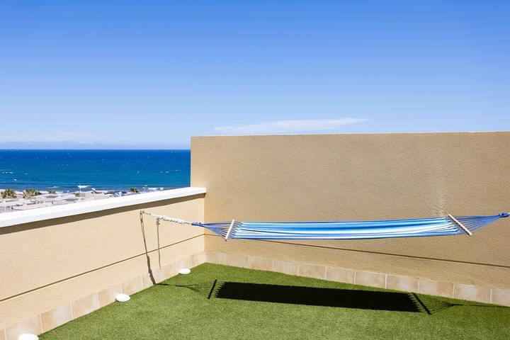 Apartamento entero, Home2Book Bright Penthouse Médano, Terrace & Pool in Playa El Salado (Granadilla de Abona), Granadilla de Abona