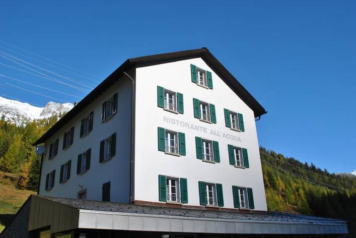 Hôtel pour 2 personnes, avec Terrasse et Jardin à Bedretto