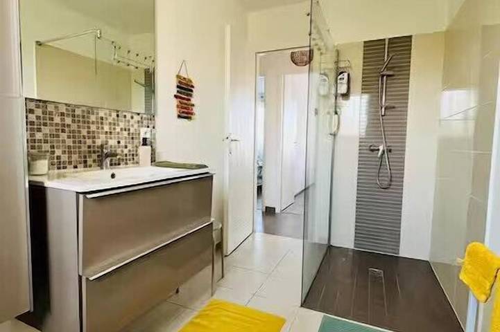 Location de vacances pour 2 personnes, avec jardin à Corme-Royal - 4