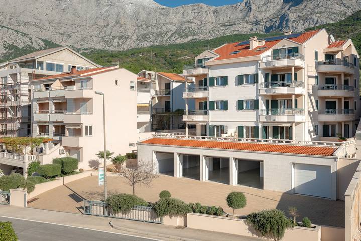 Ferienwohnung für 4 Personen, mit Ausblick und Balkon in Tucepi - 3