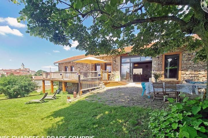 Gîte pour 15 personnes, avec jardin
