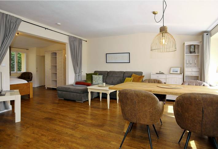 Apartamento de vacaciones para 5 personas, con terraza y jardín - 1