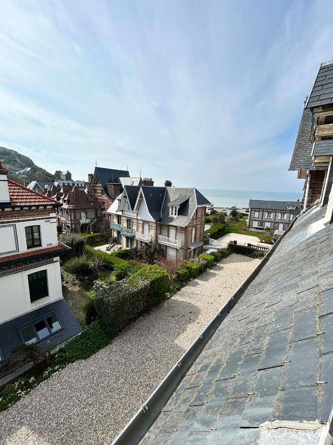 Appartement entier, Two-Bedroom Apartment in Les Petites Dalles, Saint-Martin-aux-Buneaux