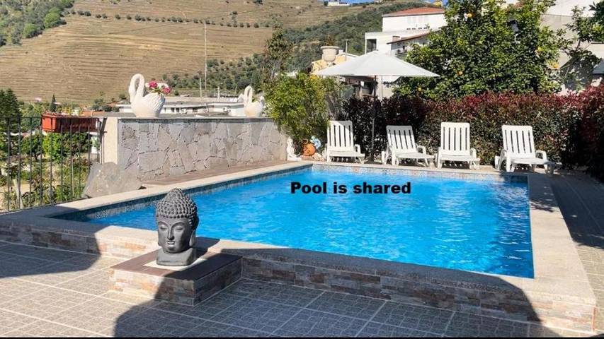 Casa de férias para 3 pessoas, com Varanda e Terraço e ainda Piscina em Pinhão