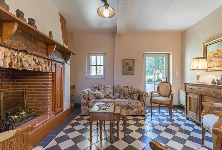 Gîte pour 10 personnes, avec terrasse et jardin, animaux acceptés dans Lauragais - 2