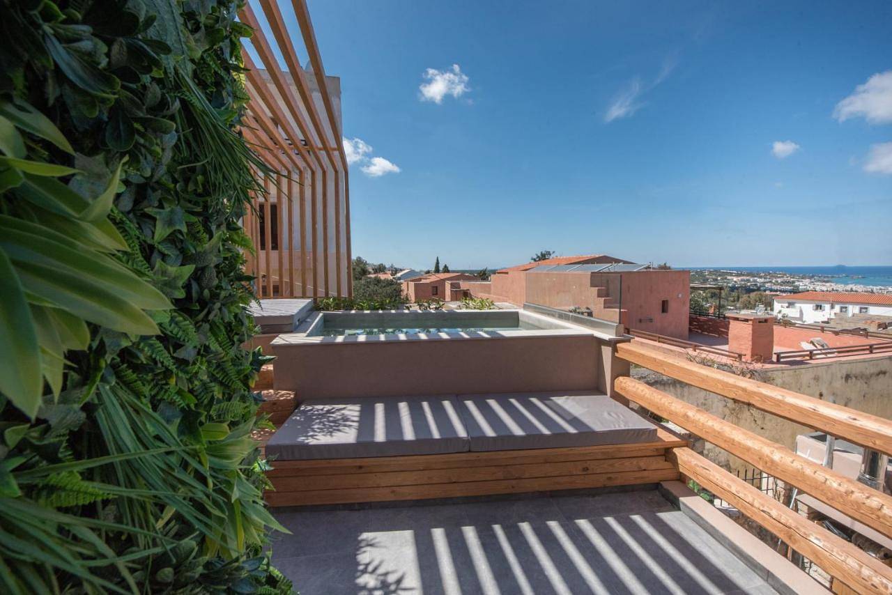 Cataphari Luxury Villa in Koutouloufari, Iraklio-Heraklio region