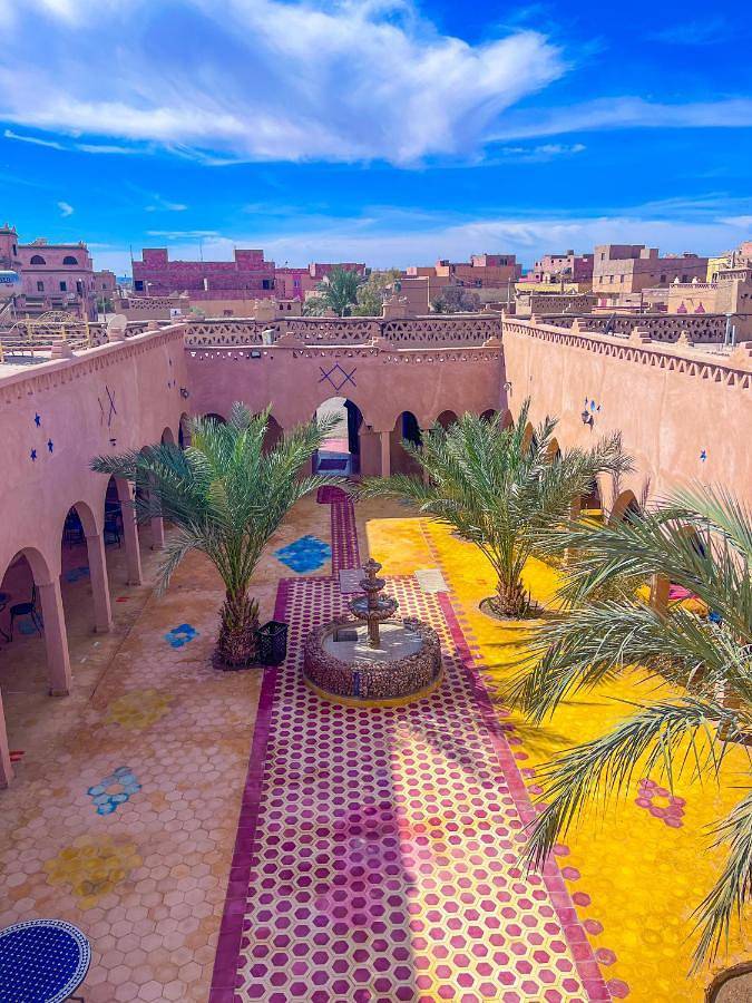 Hôtel pour 4 personnes, avec jardin ainsi que piscine et terrasse, animaux acceptés dans Merzouga - 2