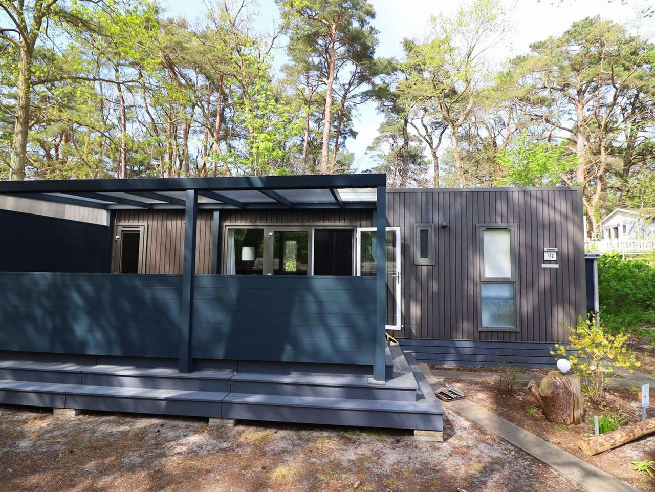 Ferienbungalow "Ostseehaus Sophie" - direkt hinter der Düne - Willkommen im Ferienbungalow 112 „Ostseehaus Sophie“ in Göhren. in Göhren, Rügen