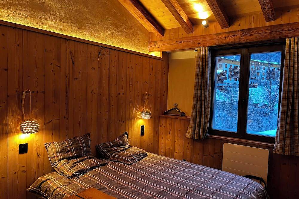 Chalet de Charme Peisey, domaine des Arcs- 13 people in Parque Nacional de Vanoise