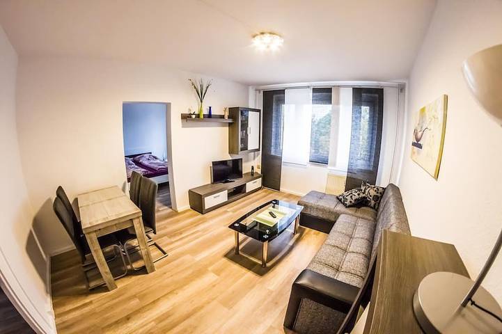 Ferienwohnung für 3 Personen, mit Whirlpool und Garten, mit Haustier in Leipzig