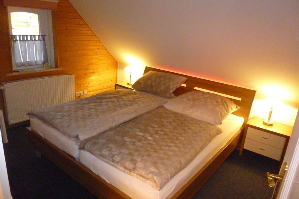 Ganze Wohnung, \"The Old Heroes Flat\" in Hermannsburg, Naturpark Südheide