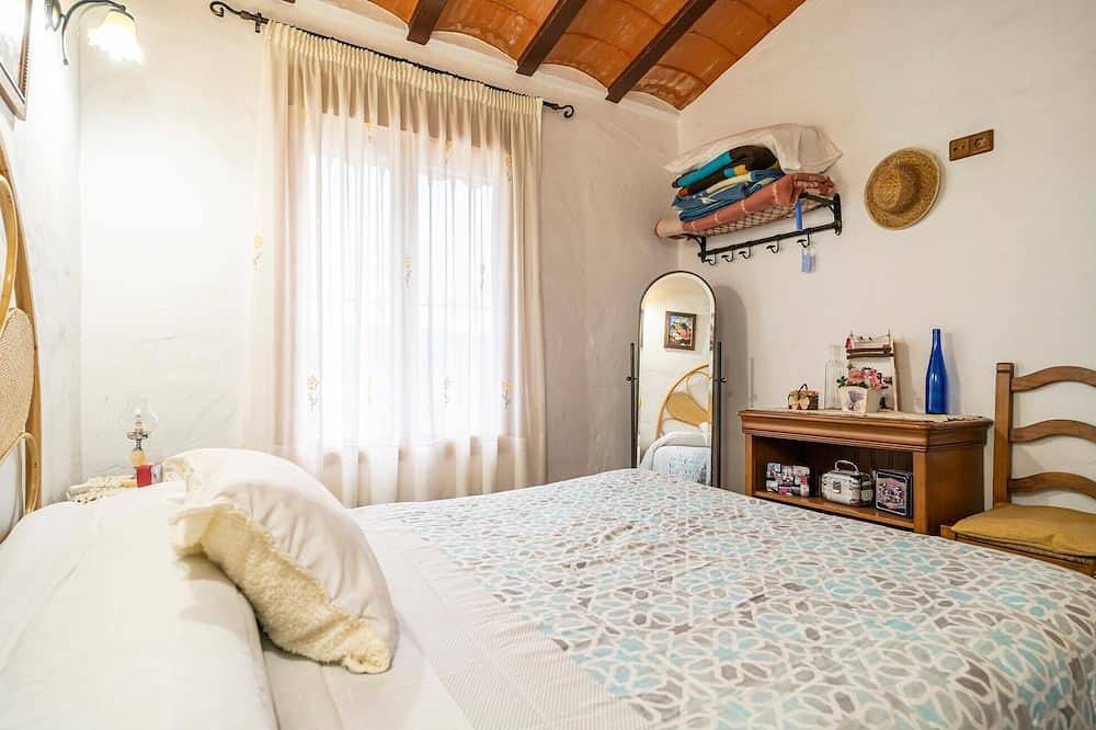 Nice home in Jubrique in Jubrique, Málaga Province