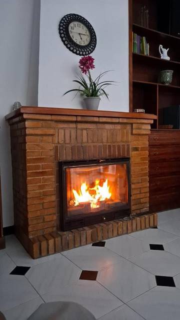 Location de vacances pour 6 personnes, avec terrasse ainsi que vue et piscine à Zahara de la Sierra