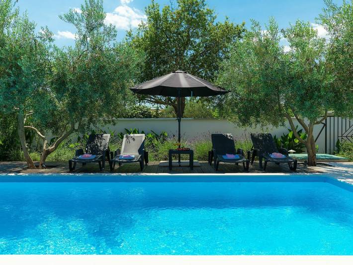 Ferienhaus für 14 Personen, mit Terrasse und Garten in Marčana - 2