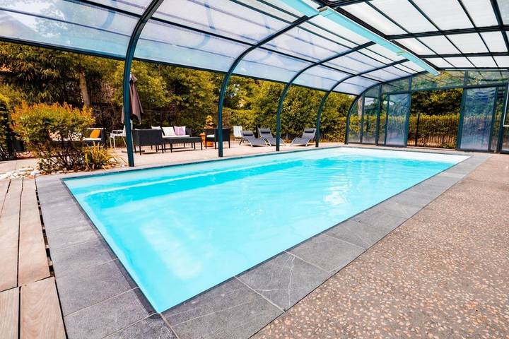 Hôtel pour 2 personnes, avec jardin et piscine, animaux acceptés
