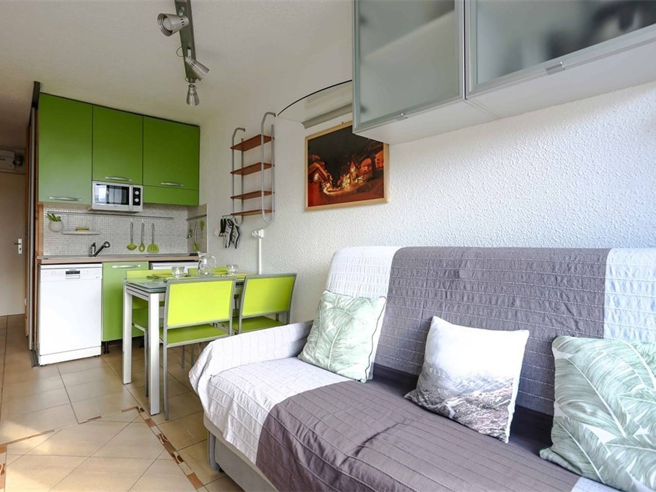 Entire apartment, Lauzières 110 - Appartement Val Thorens - 3 pers - 3 Flocons Argent in Val Thorens, Les Trois Vallées