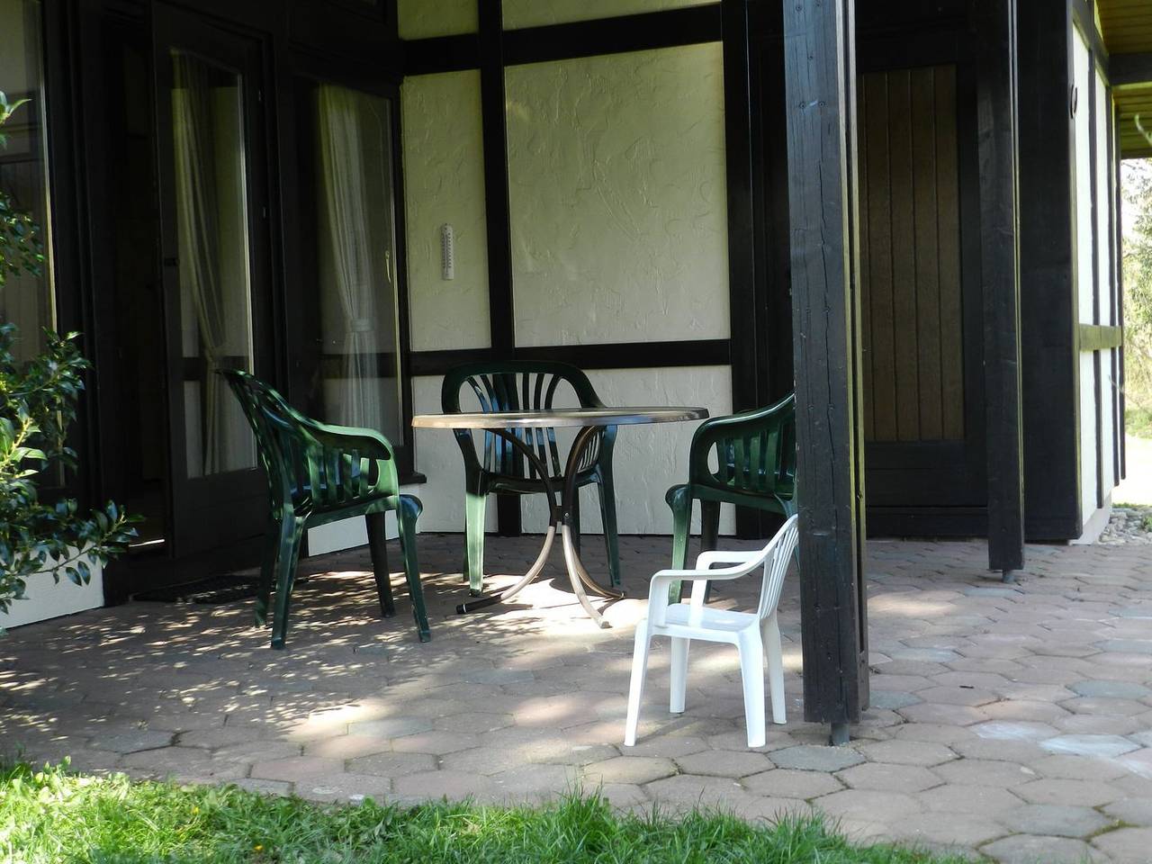 Voll ausgestattetes Ferienhaus "Robinson" Nr.162 mit überdachter Terrasse in Waldbrunn, Neckar-Odenwald-Kreis