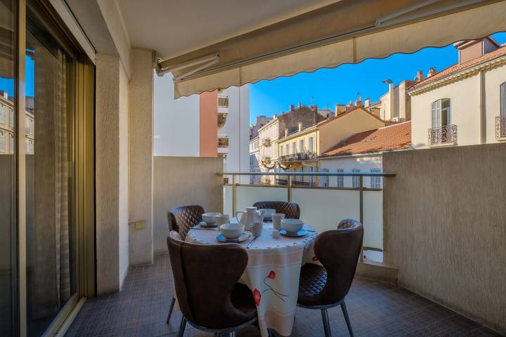 Ferienwohnung für 5 Personen, mit Balkon, kinderfreundlich in Cannes - 3