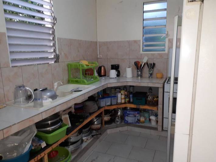 Location de vacances pour 4 personnes, avec vue ainsi que piscine et jardin à Case-Pilote - 3