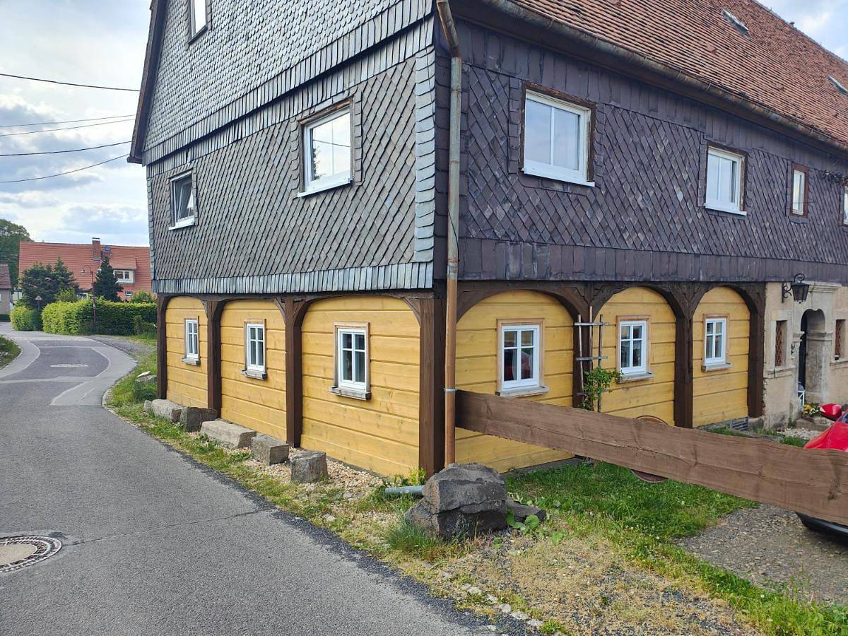 Ganze Wohnung, Apartment with Garden View in Waltersdorf, Großschönau