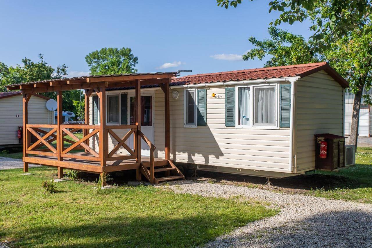 Aranypart Camping & Apartments in Szabadifürdő, Siofok