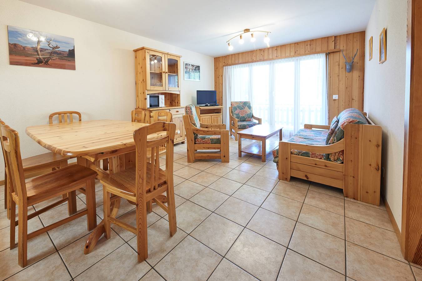 Geheel appartement, Vakantieappartement voor 8 personen met balkon/terras in Les Masses, Vex