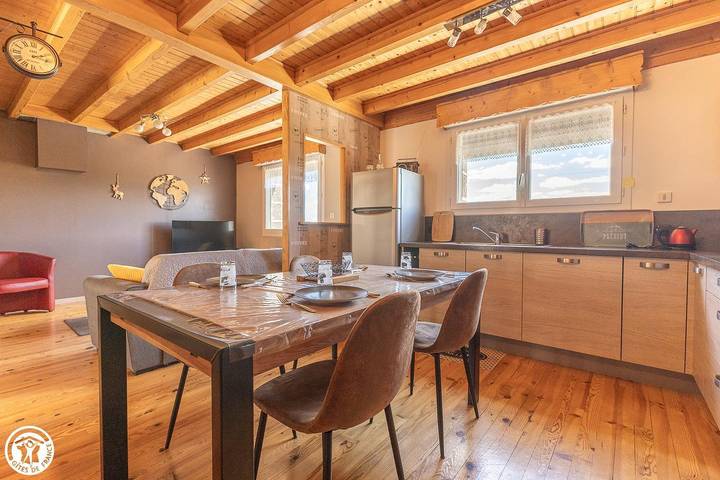Gîte pour 4 personnes, avec vue et terrasse à Saint-Nectaire - 4