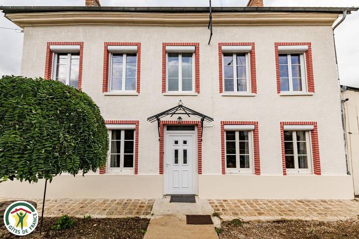 Gîte für 10 Personen, mit Terrasse und Garten