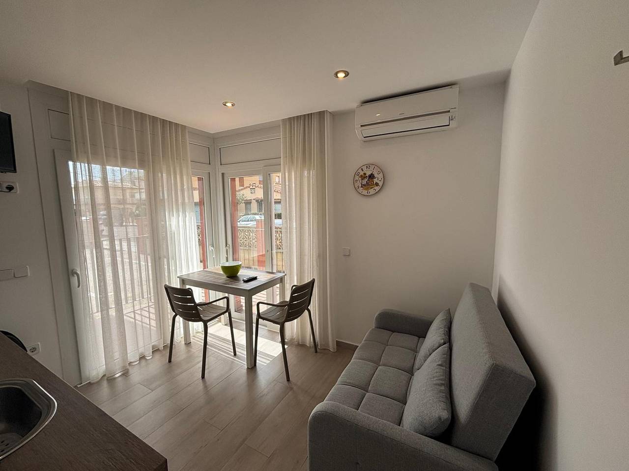 Entire studio, Xaloc Petit - L'Estartit, Center in l'Estartit, Estartit