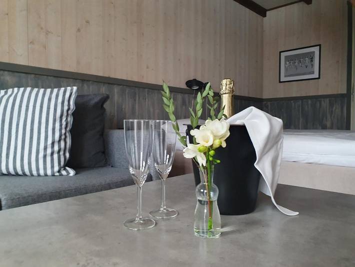 Ferienhaus für 2 Personen, mit Balkon und Terrasse sowie Garten und Ausblick
