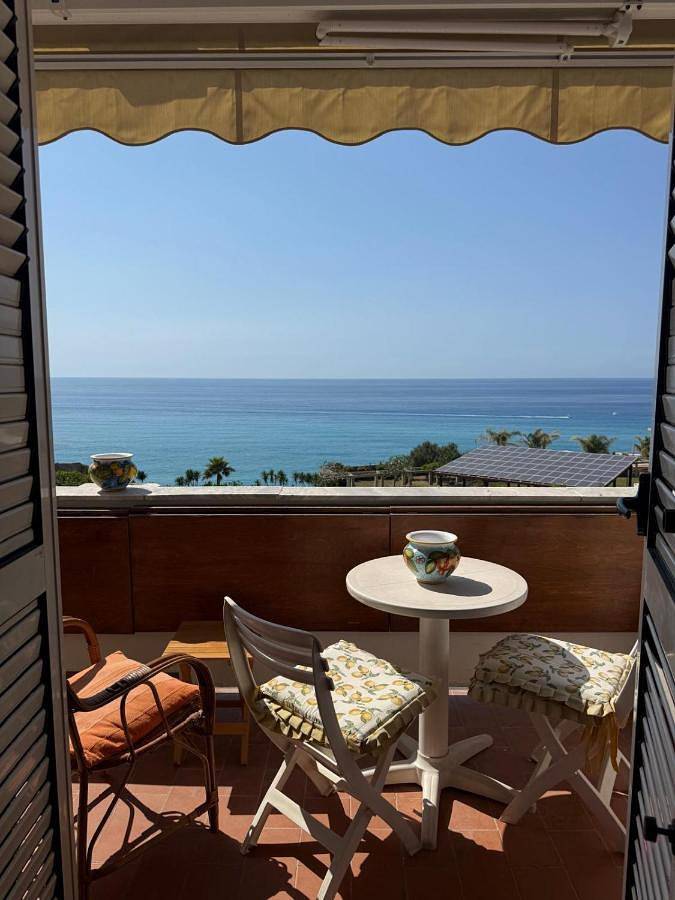 Ferienwohnung für 4 Personen, mit Balkon und Ausblick - 1